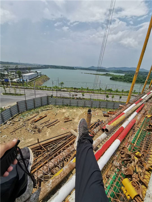 沧州市作业中发生设备损坏或人员意外，责任怎么划分？